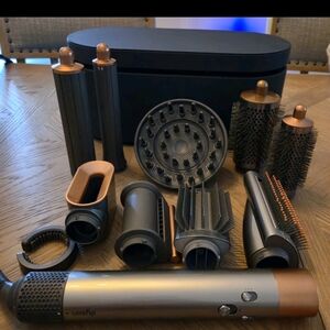 Dyson Airwrap Multi-styler Complete Long Diffuse Nickel/ Copper 9 attachments